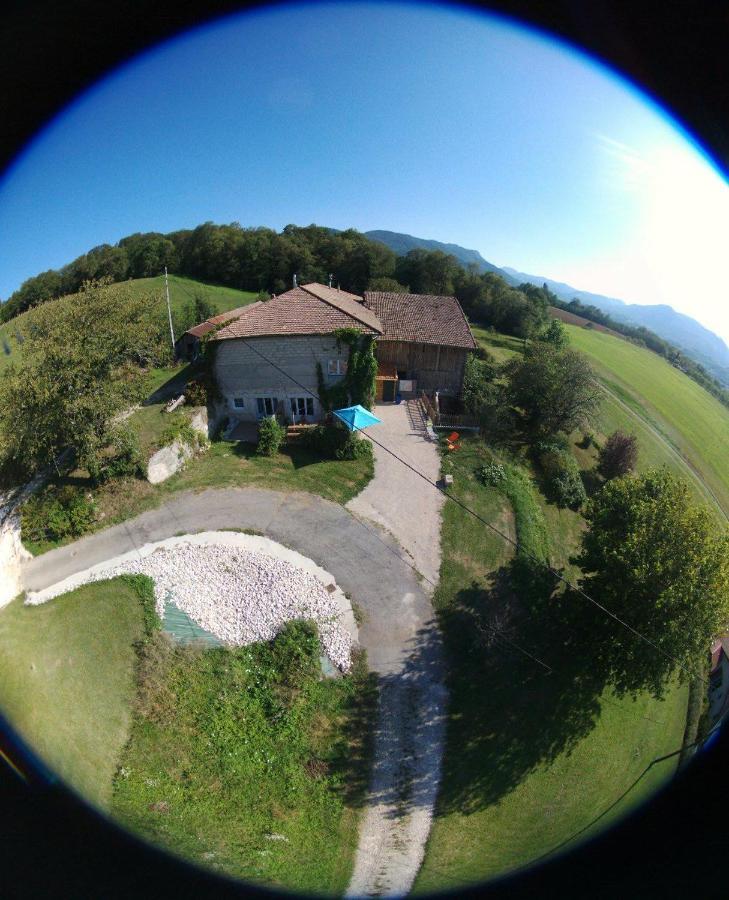 Okami Du Vercors Saint-Laurent-en-Royans Exteriér fotografie