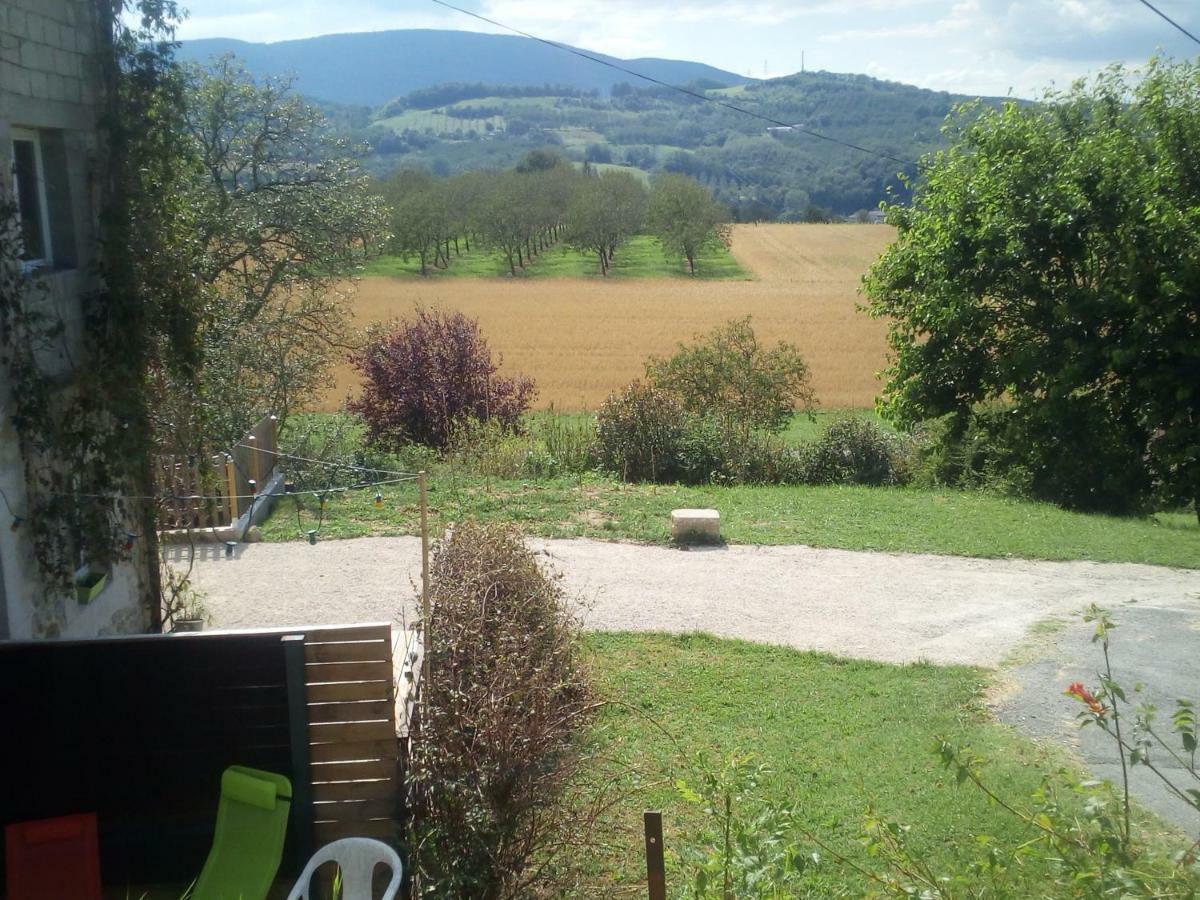 Okami Du Vercors Saint-Laurent-en-Royans Exteriér fotografie